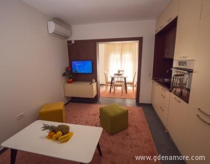 Leiligheter Huset vårt, , privat innkvartering i sted Lastva Grbaljska, Montenegro - APARTMANI LASTVA_20 (1)